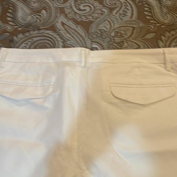 GAP, Modern Boot, white pant, 100% Cotton - Picture 4 of 5